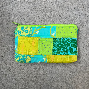 JOY 2.0 zippered pouch