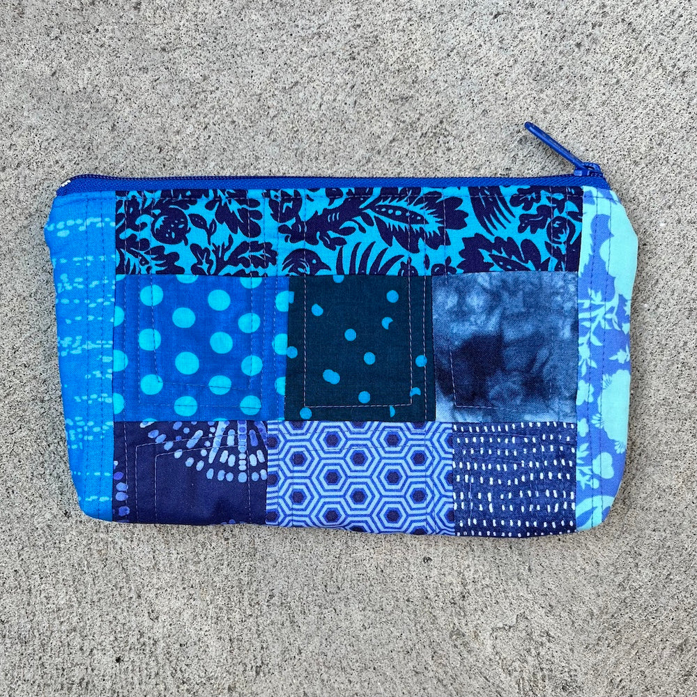 JOY 2.0 zippered pouch