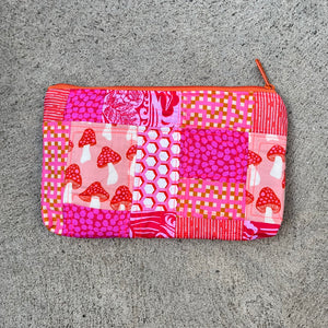 JOY 2.0 zippered pouch