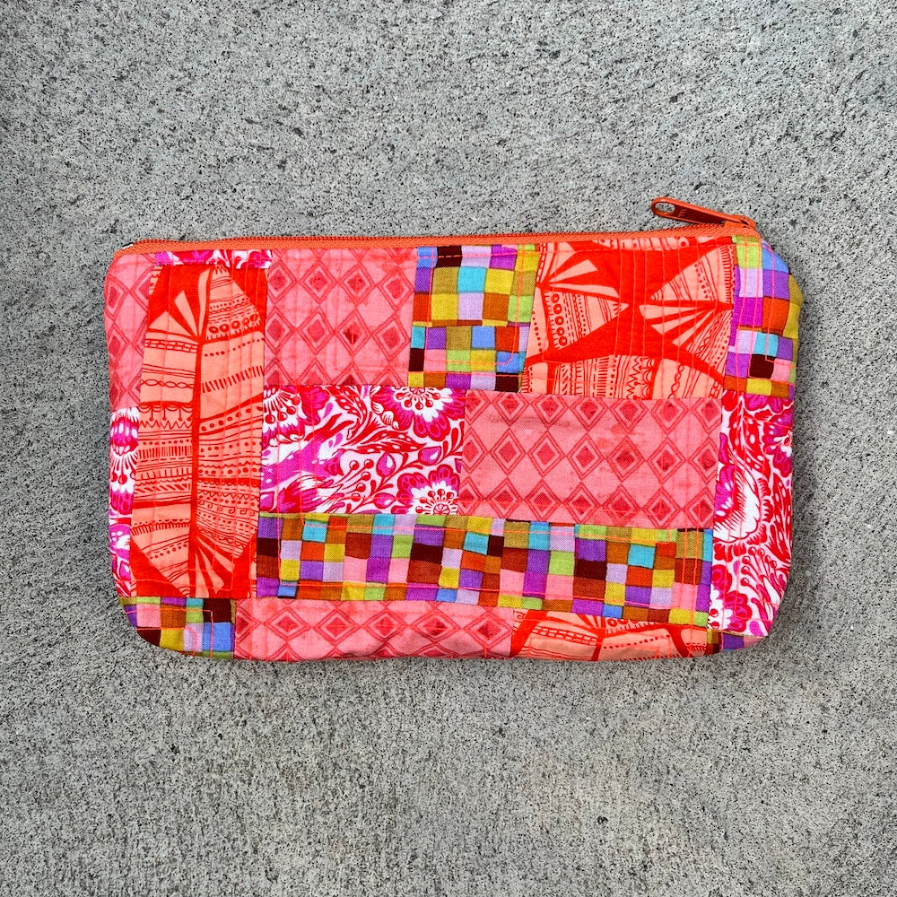 JOY 2.0 zippered pouch