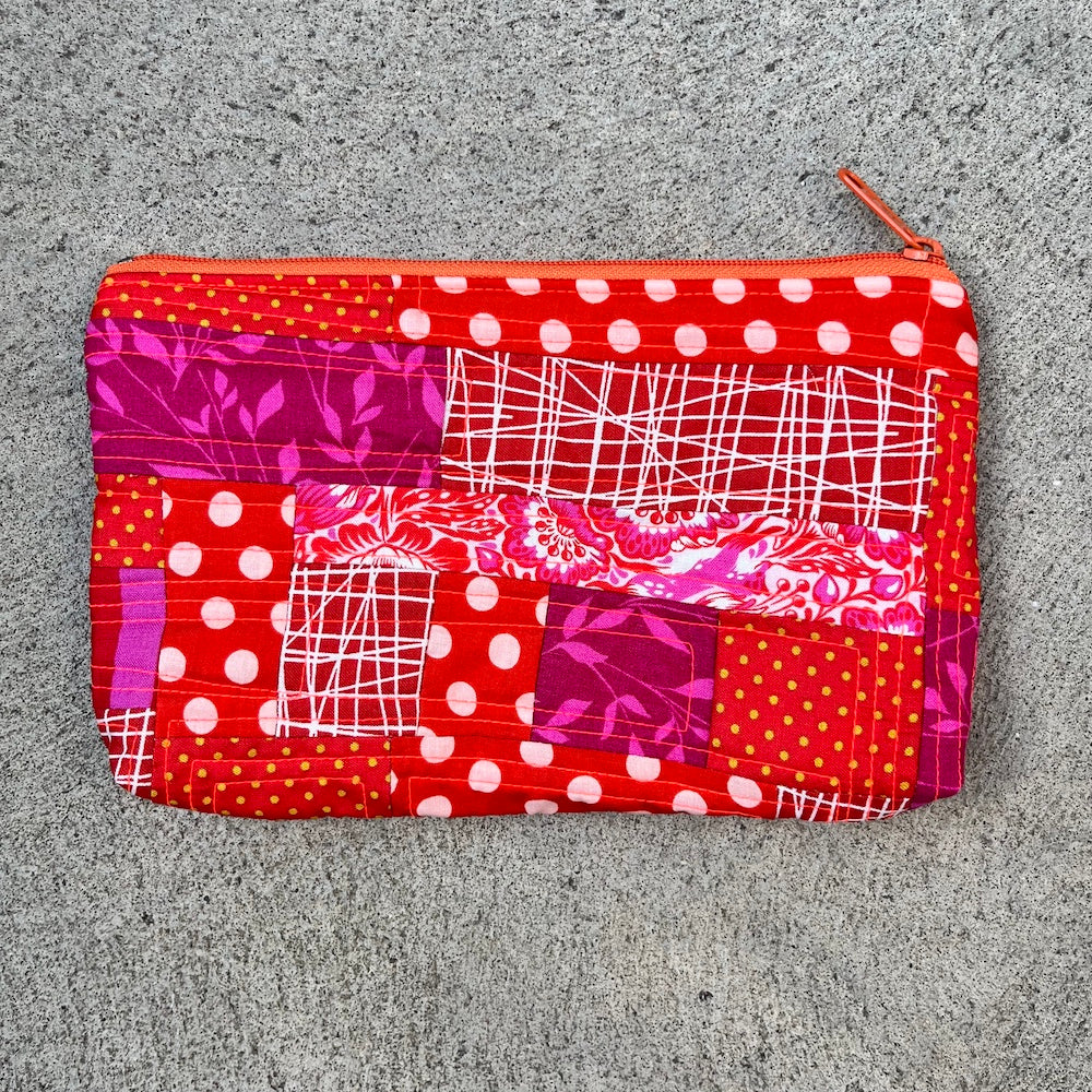 JOY 2.0 zippered pouch